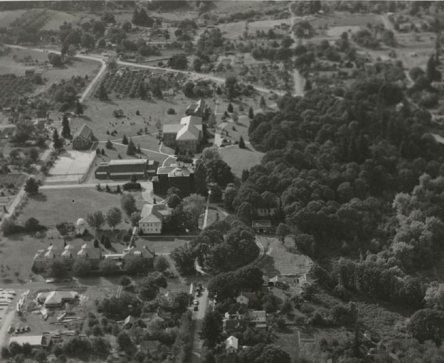 An aerial view of the McMinnville Campus in 1946.