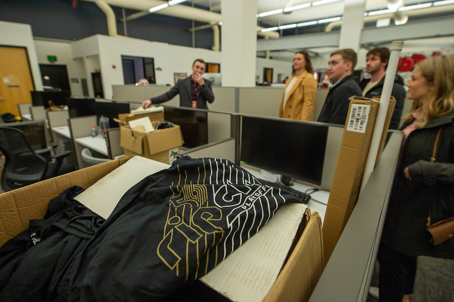 Linfield business students on a field trip to the Portland Trail Blazers' headquarters.