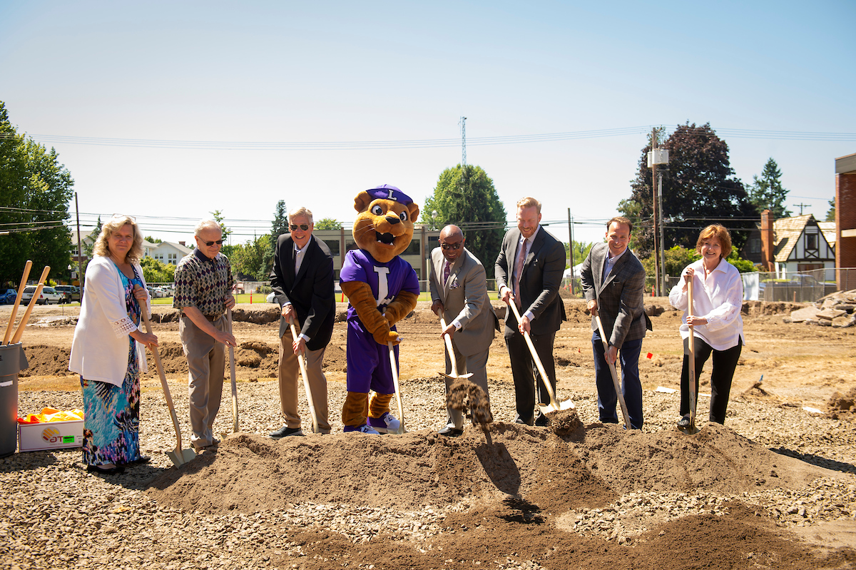President Davis and Mack are joined for science complex groundbreaking